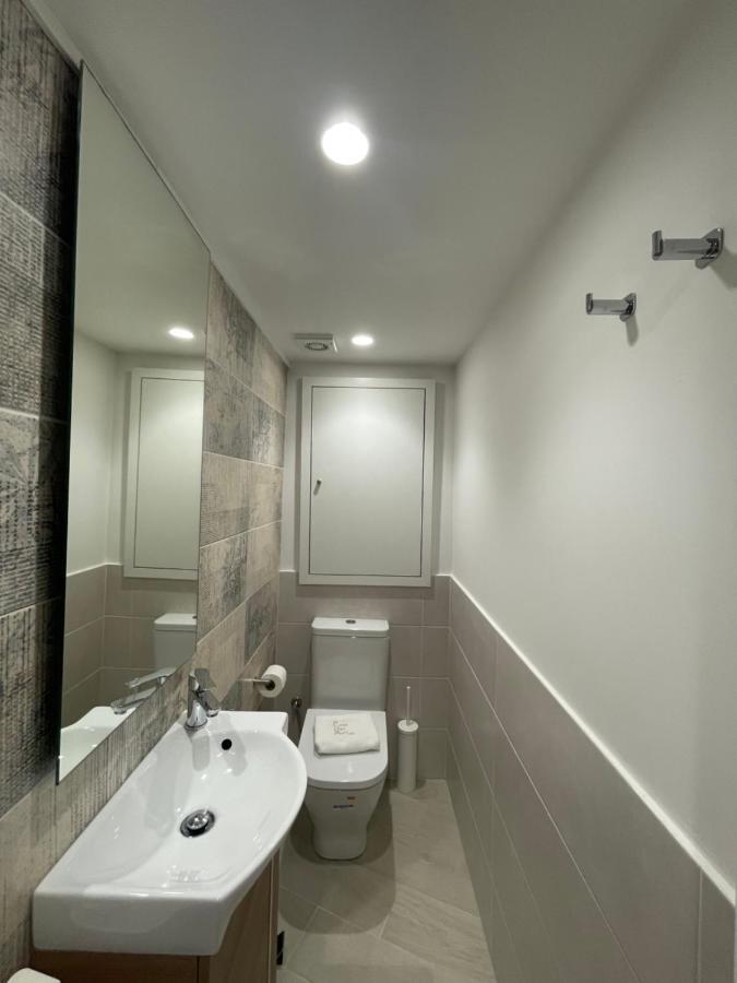 A Marias Small Apartment